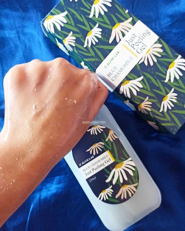 ALIVE:LAB Blue Chamomile Just Peeling Gel review photo by prisskindiaries