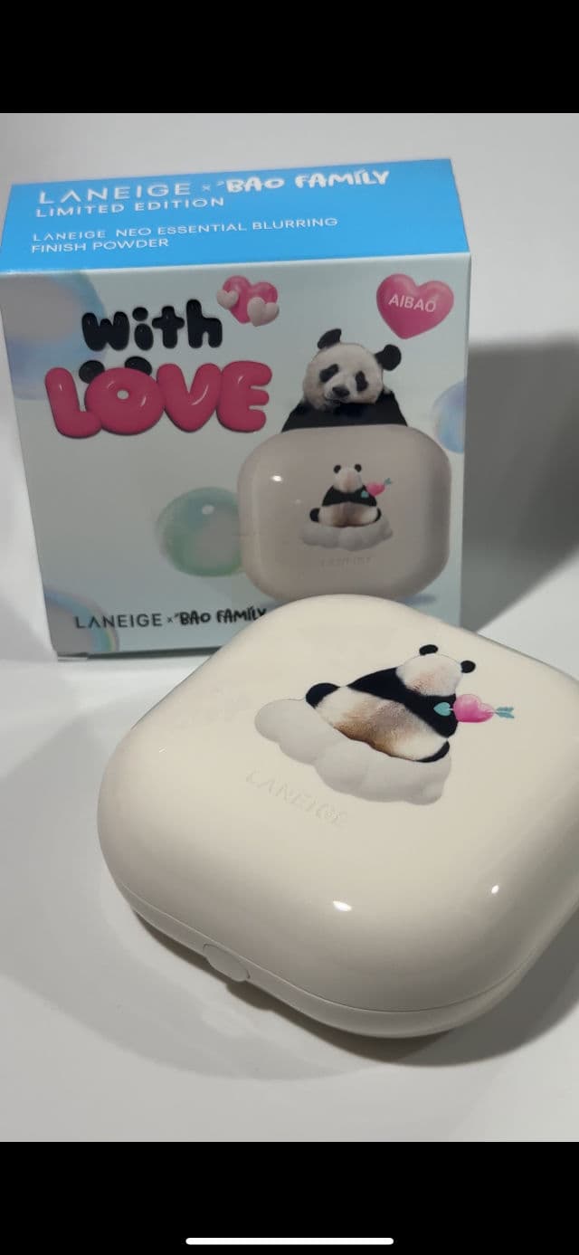 Laneige Neo Essential Blurring Finish Powder review photo by Kizha