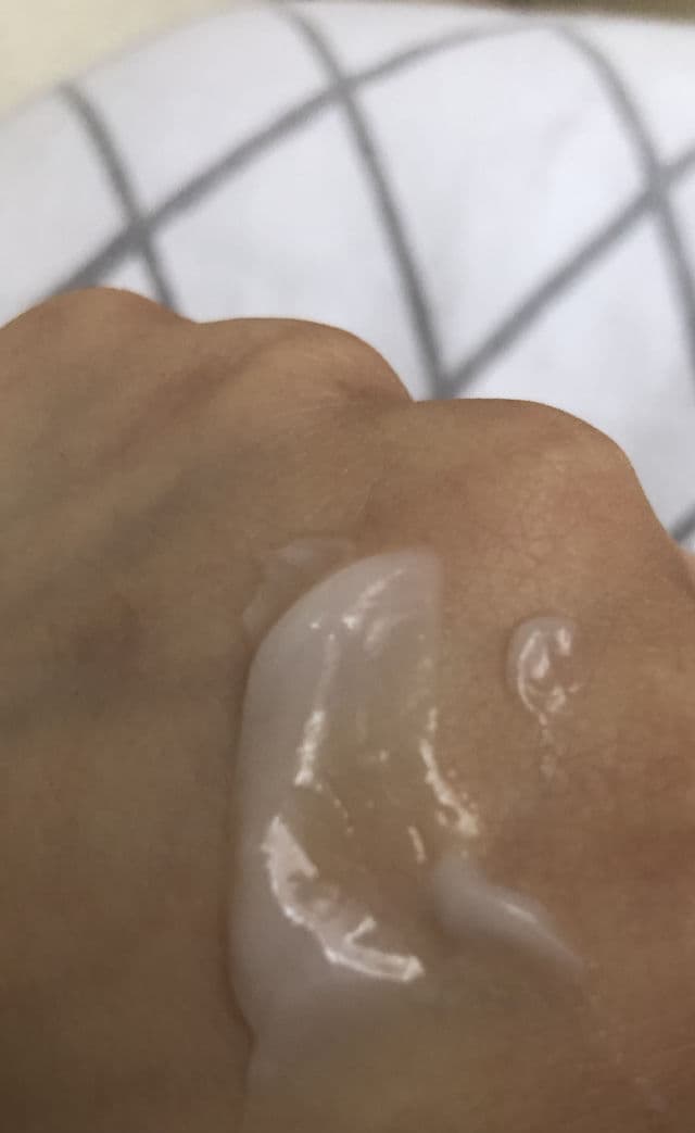 Neutrogena Hydro Boost Gel-Cream Extra-Dry Fragrance-Free review photo by randomdaniela