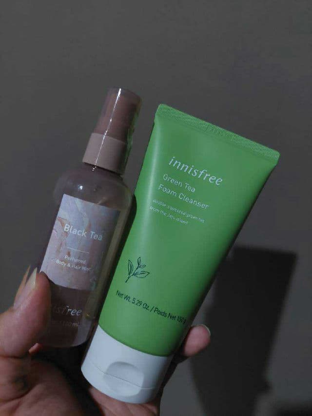 INNISFREE Green Tea Foam Cleanser review photo by AisyahraniGinting