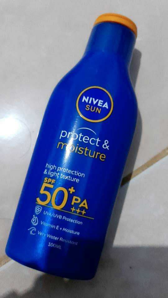 Nivea Protect & Moisture Sun Lotion SPF 50+ review photo by AisyahraniGinting