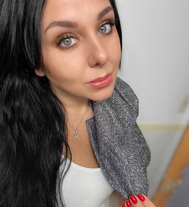 DRMTLGY Physical Universal Tinted Moisturizer SPF 44 review photo by Rachaelann