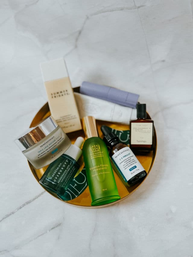Summer Fridays ShadeDrops Broad Spectrum SPF 30 Mineral Milk Sunscreen review photo by mySkinterest