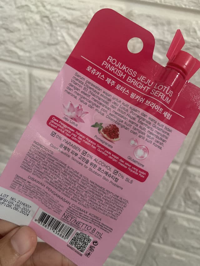 Rojukiss Jeju Lotus Pinkish Bright Korean Serum review photo by Pickyyaaa