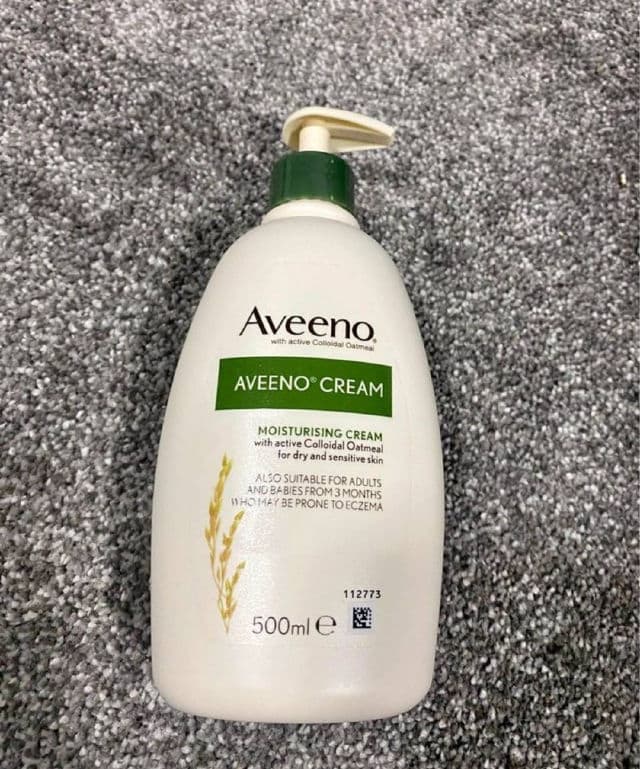 Aveeno Sheer Hydration Daily Moisturizing Lotion review photo by NatalieB