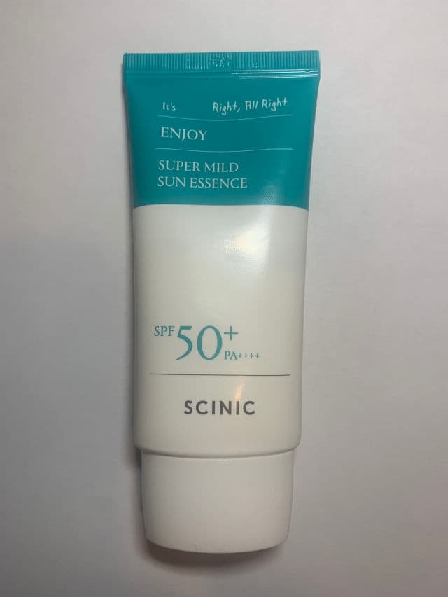 SCINIC Enjoy Super Mild Sun Essence SPF50+ PA++++ review photo by Vikcike