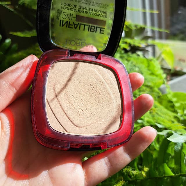 L'Oreal Paris Infallible 24H Fresh Wear Foundation in a Powder review photo by Robynrose