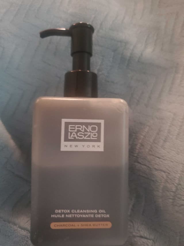 Erno Laszlo Detox Cleansing Oil review photo by carpe0noctem