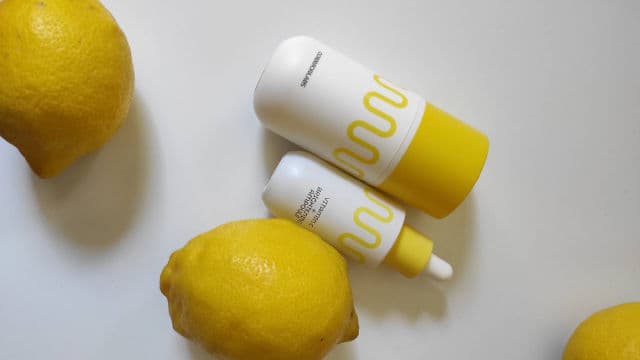 COMMONLABS Vitamin C Brightening Sun Serum SPF50+ PA++++  review photo by everglowlasting