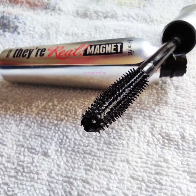 Benefit Cosmetics They're Real Magnet Mascara	 review photo by everglowlasting