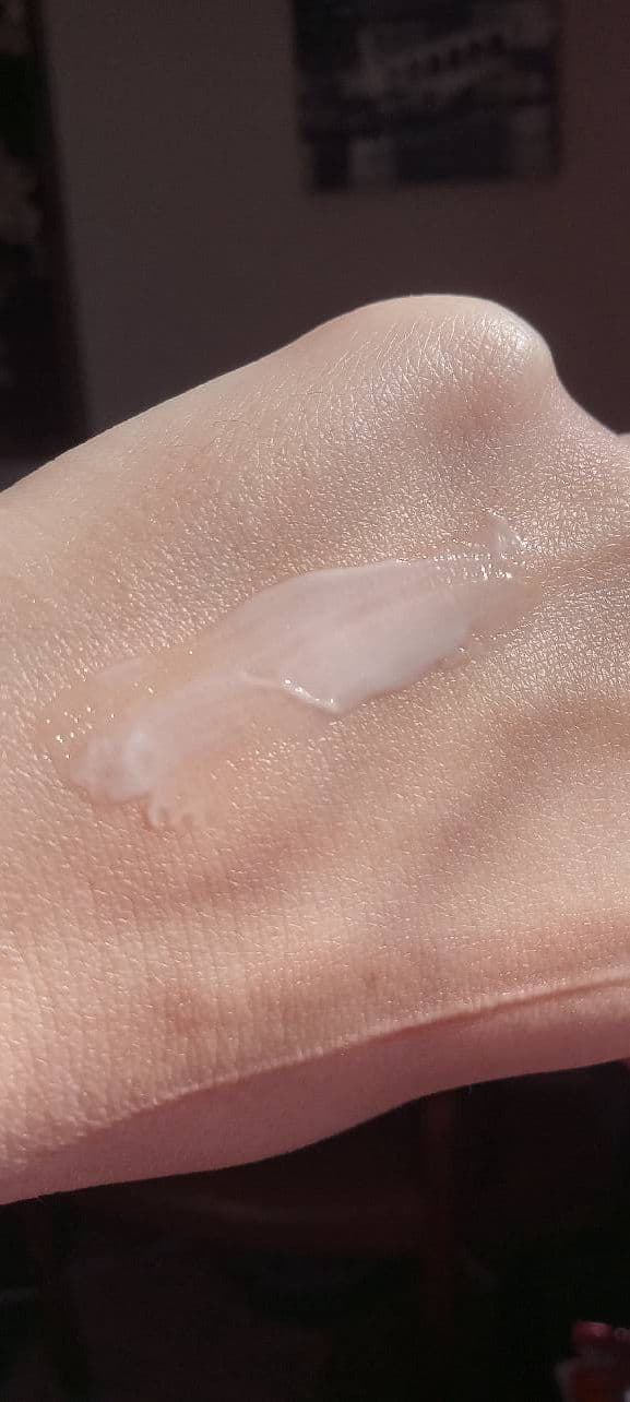 Elizabeth Arden Retinol + HPR Ceramide Rapid Skin-Renewing Water Cream review photo by ValGal03
