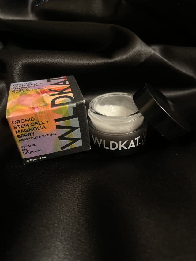 WLDKAT Orchid Stem Cell + Magnolia Berry Adaptogen Eye Gel review photo by lanamillions