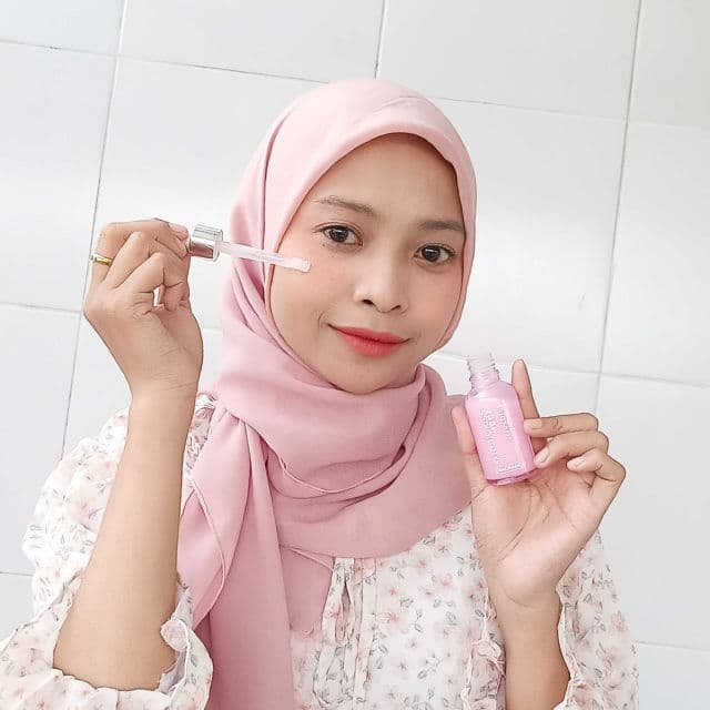 Rojukiss Jeju Lotus Pinkish Bright Korean Serum review photo by Justluthfii