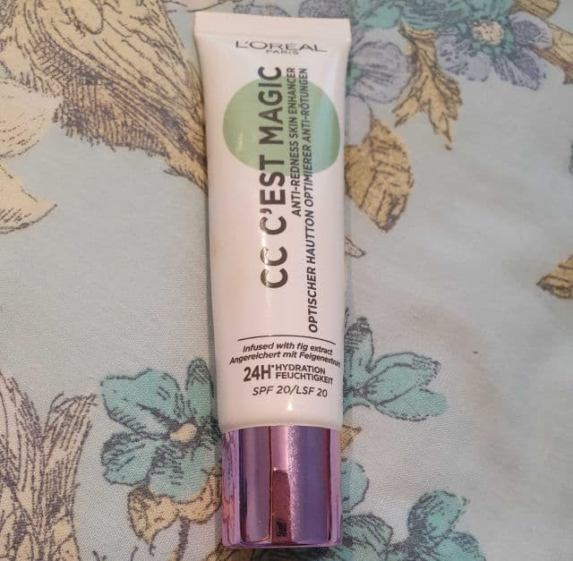 L'Oreal Paris C'est Magic CC Cream Anti-Redness review photo by Bec247
