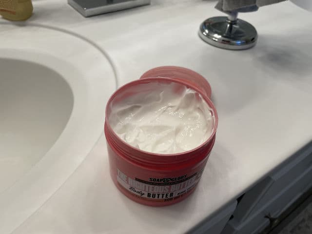 Soap & Glory The Righteous Butter Body Butter review photo by dwhnc