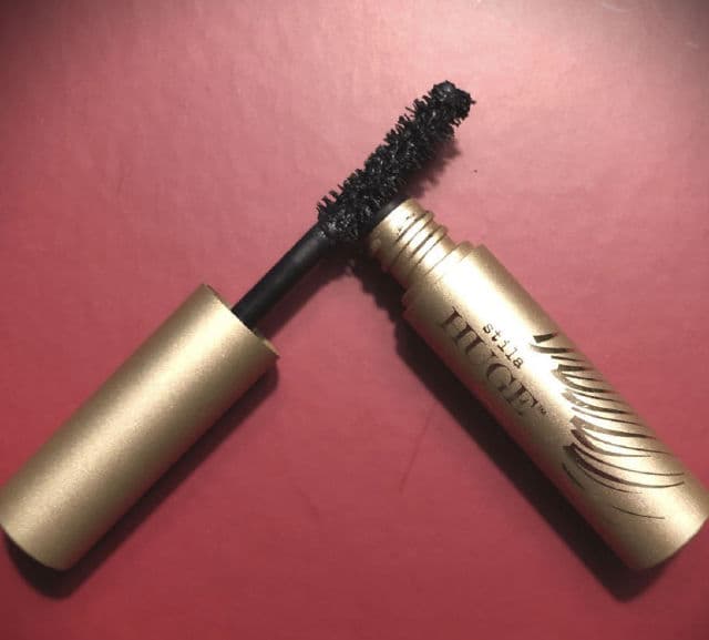 Stila Huge Extreme Lash Mascara review photo by suedot5
