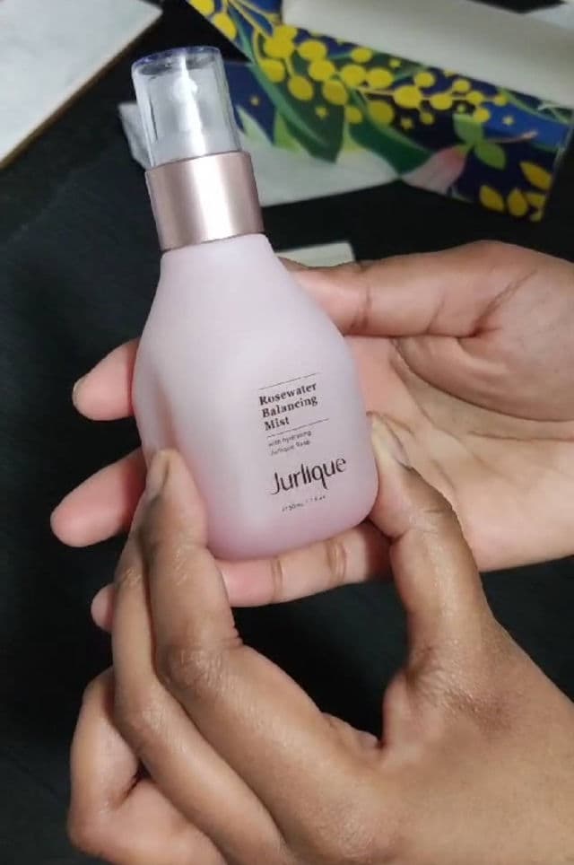 Jurlique Rosewater Balancing Mist review photo by tamyunni
