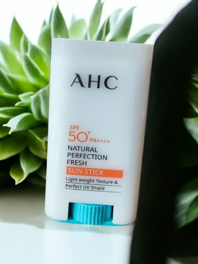 AHC Natural Perfection Fresh Sun Stick SPF50+ PA++++ review photo by BGTN