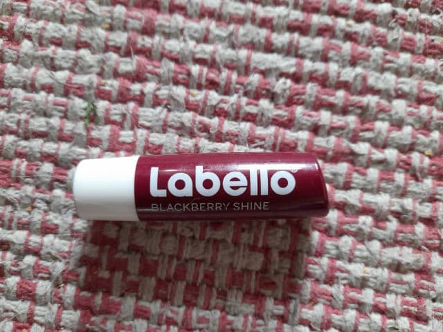 Labello Blackberry Shine review photo by flizzan