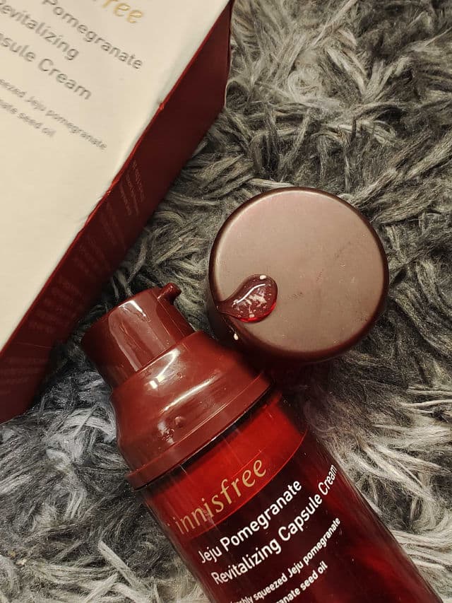INNISFREE Jeju Pomegranate Revitalizing Capsule Cream review photo by kookiemario