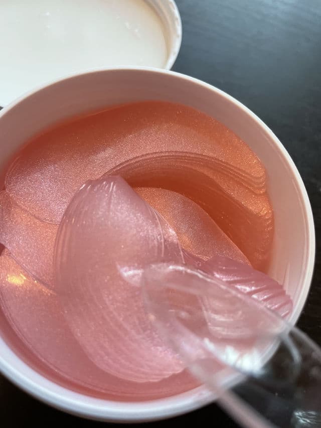 G9 SKIN Pink Blur Hydrogel Eye Patch review photo by legallyobsessed