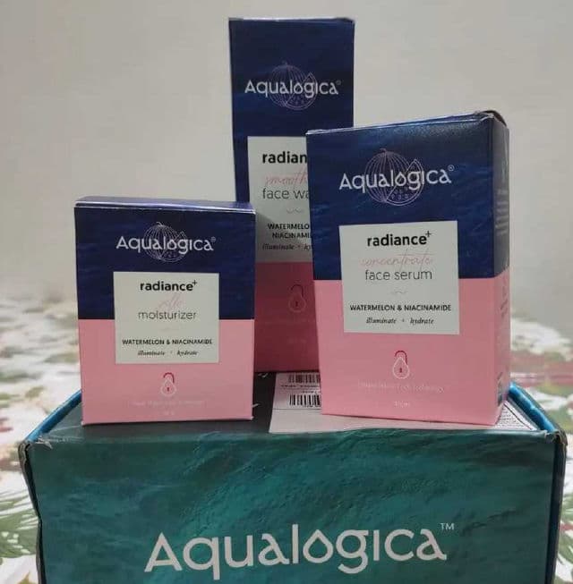 Aqualogica Radiance+ Smoothie Face Wash review photo by VedikaDhumal