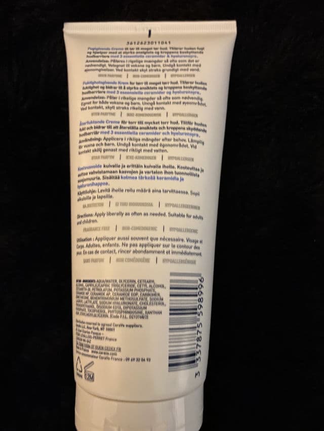 CeraVe Moisturizing Cream - Dry to Very Dry Skin review photo by Camille024