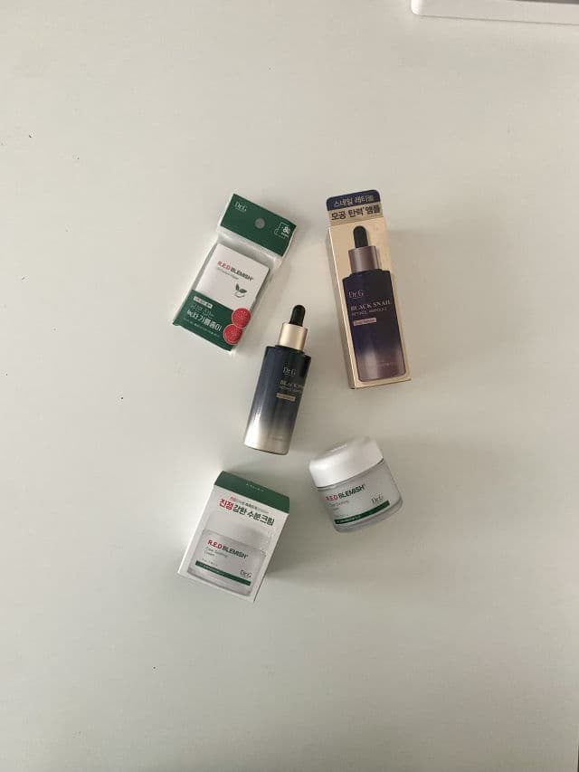 R.E.D Blemish Oil Control Paper product review