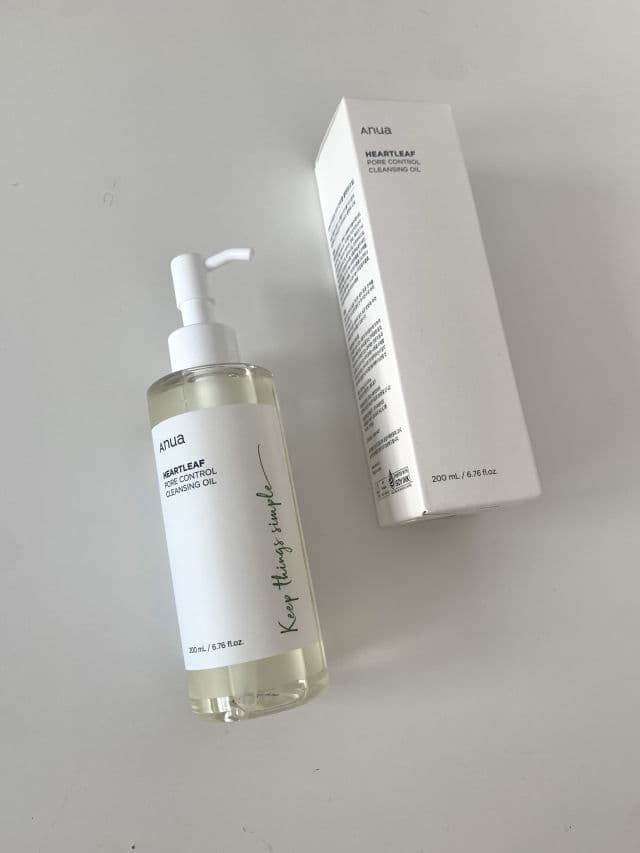 ANUA Heartleaf Pore Control Cleansing Oil review photo by TasTheStuff