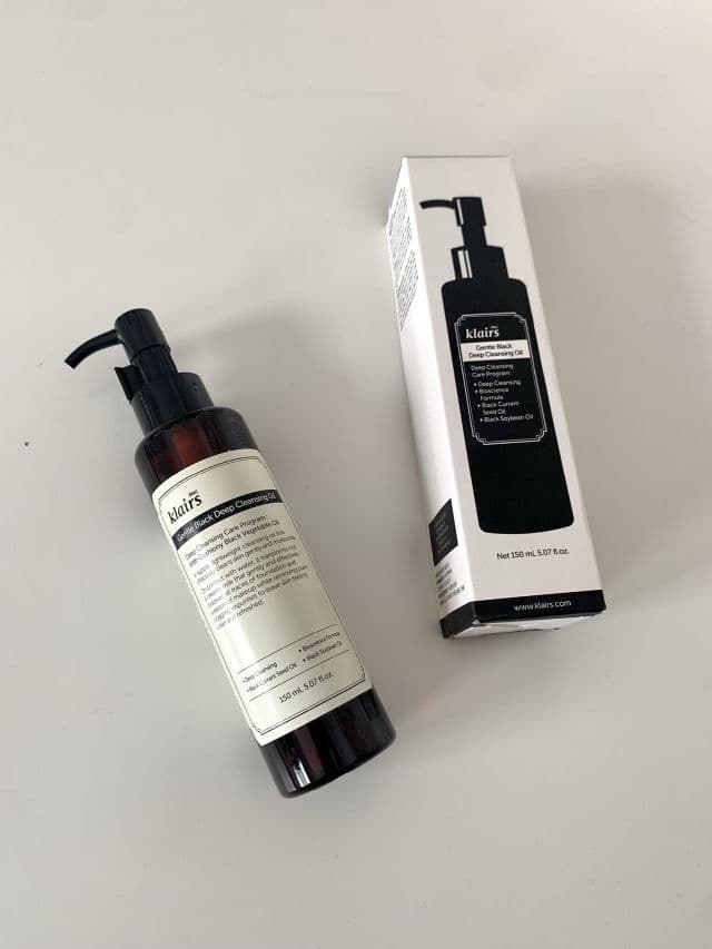 Dear, Klairs Gentle Black Deep Cleansing Oil review photo by TasTheStuff