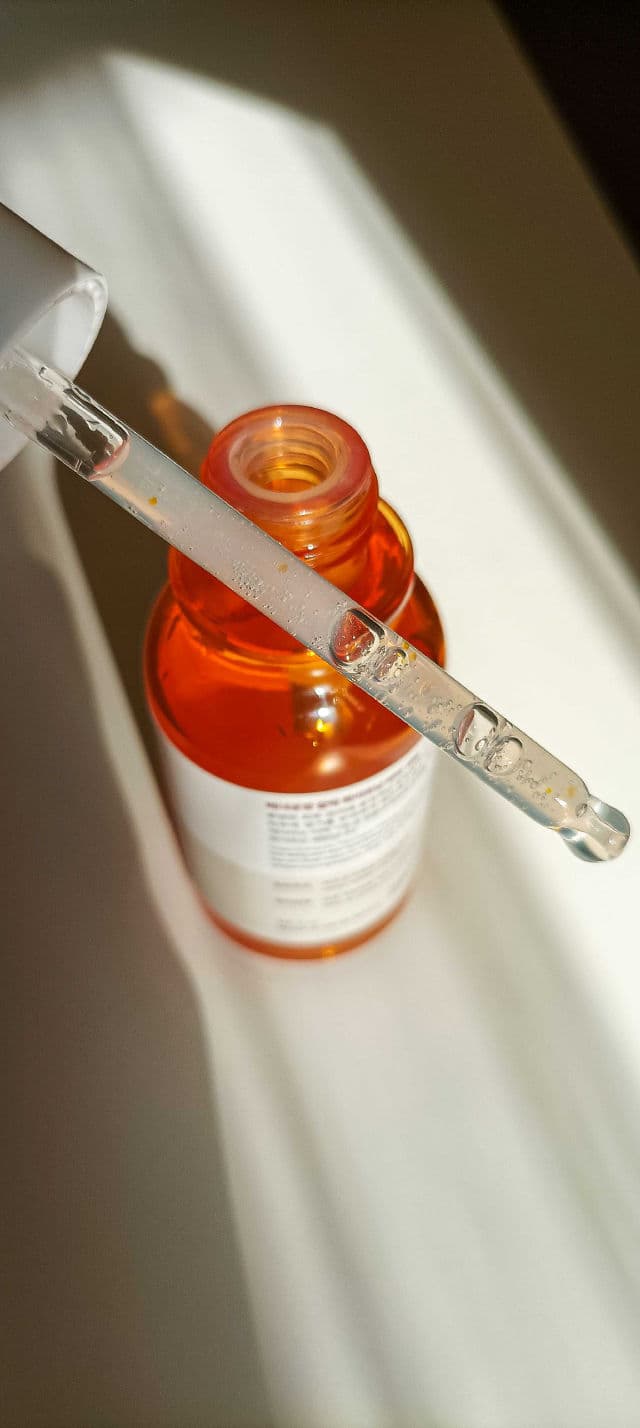 manyo Galac Whitening Vita Serum review photo by Zara1193