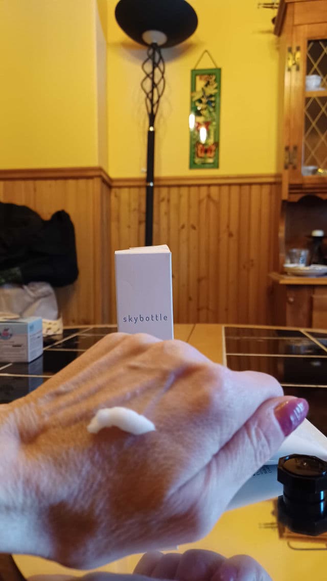 Skybottle White Rain Hand Cream review photo by daliajulius