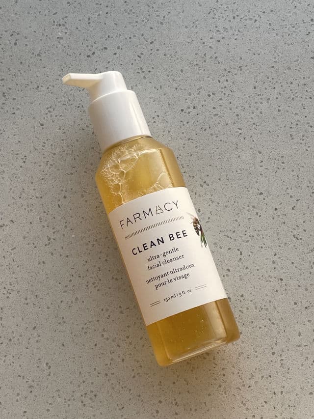 Farmacy Clean Bee Ultra Gentle Facial Cleanser review photo by annikalovesglow