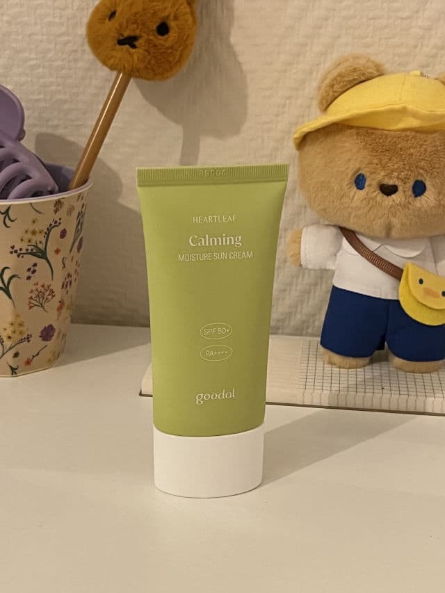 GOODAL Heartleaf Calming Sun Cream SPF50+ PA++++ review photo by moonflwr