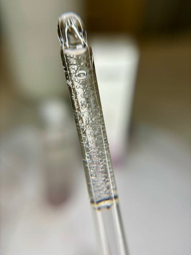 Dr. Brandt Dare to Age Revitalizing Face Serum review photo by Omshantifr