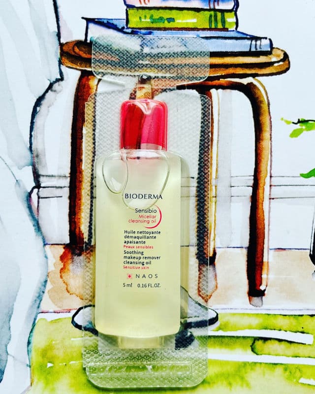 Bioderma Sensibio Micellar Cleansing Oil review photo by Samplefreebie