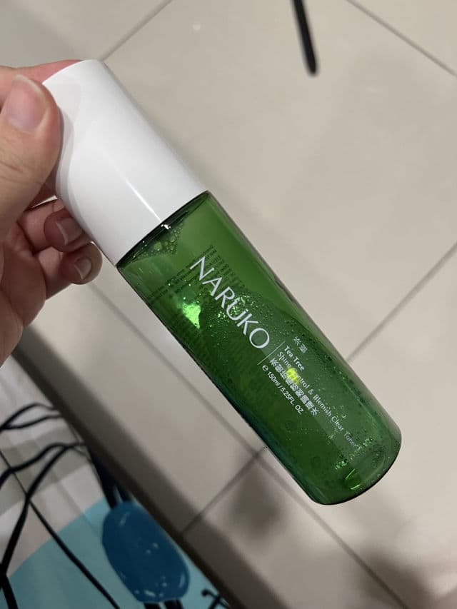 Naruko Tea Tree Shine Control and Blemish Clear Lotion review photo by yihshan