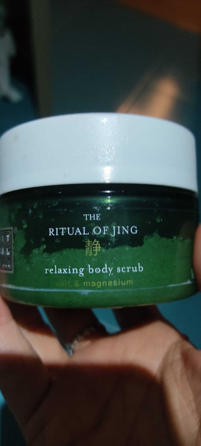 Rituals The Ritual of Jing Salt Body Scrub review photo by Butterflyoli