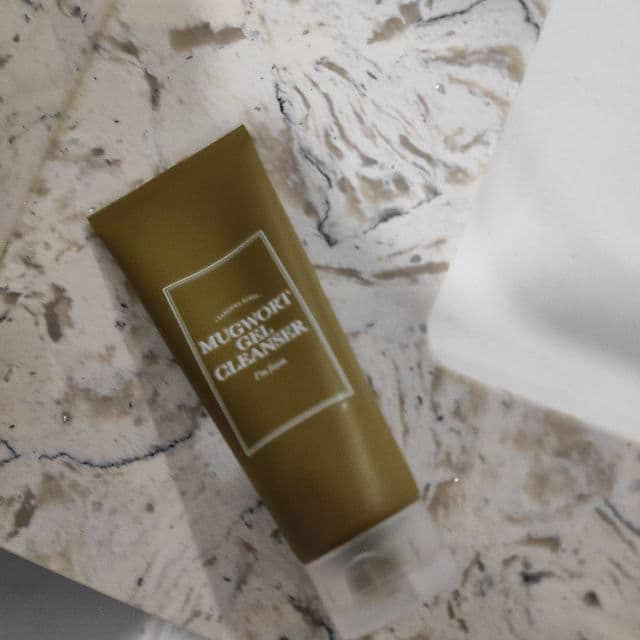 I'M FROM Mugwort Gel Cleanser review photo by liyal