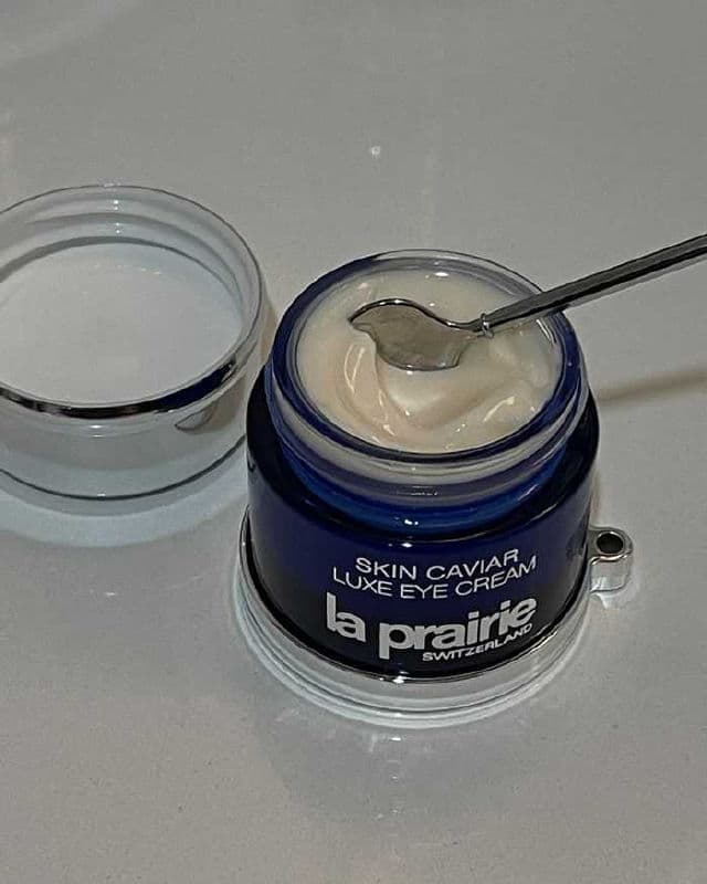 La Prairie Skin Caviar Luxe Eye Lift Cream review photo by amourabelle