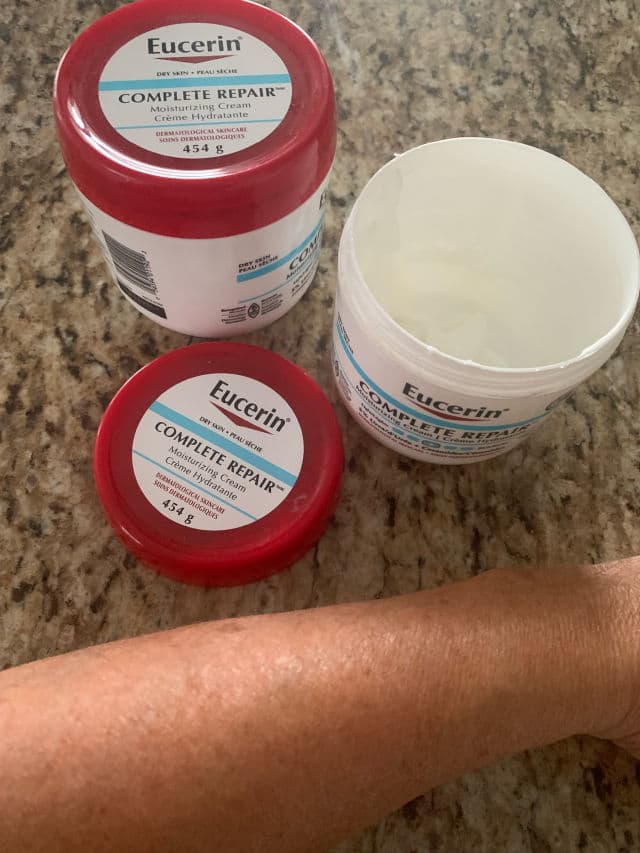 Eucerin Complete Repair Moisturizing Cream review photo by manonv