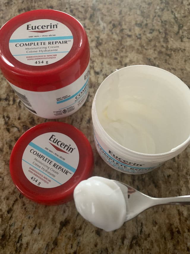 Eucerin Complete Repair Moisturizing Cream review photo by manonv