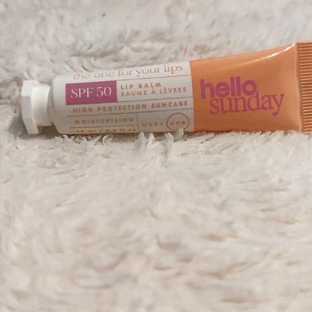 Hello Sunday The One For Your Lips review photo by KristinK