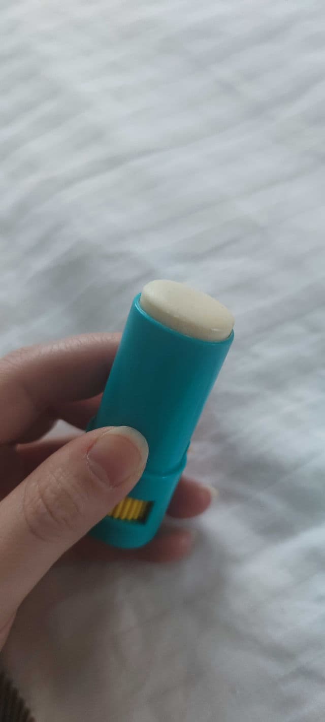 BioNike Defence Sun Stick SPF50 review photo by KristinK