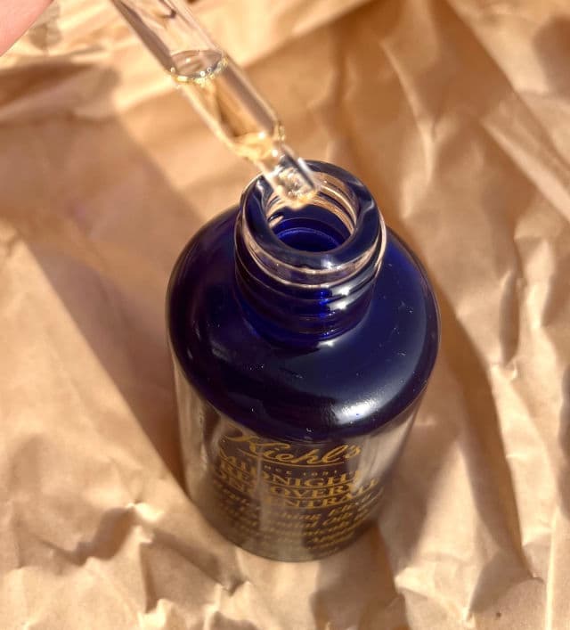 Kiehl's Midnight Recovery Concentrate review photo by SkincarebyCyshaa
