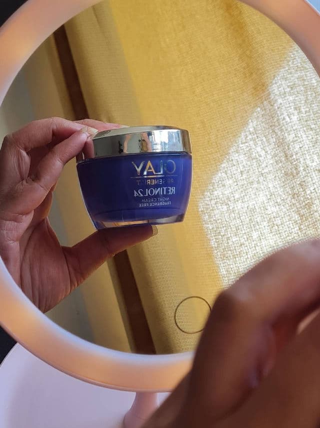 Olay Regenerist Retinol 24 Night Moisturizer review photo by Spectra369