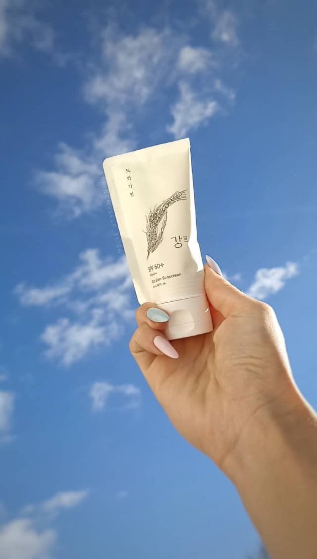 House of Dohwa Rice Bran Sunscreen SPF 50+PA++++ review photo by beingmyselfE