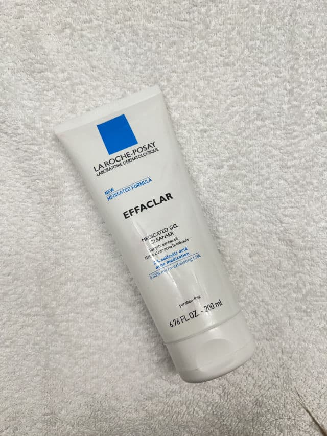 La Roche-Posay Effaclar Medicated Acne Face Wash review photo by errinphou