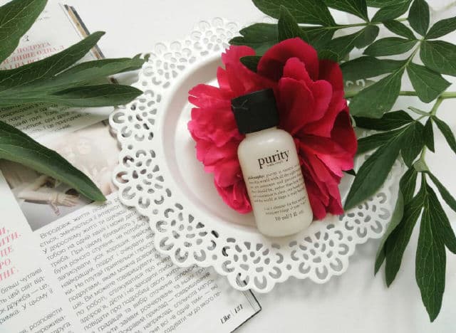 philosophy Travel Size Purity Made Simple One-Step Facial Cleanser review photo by BeautyCocktailBlog