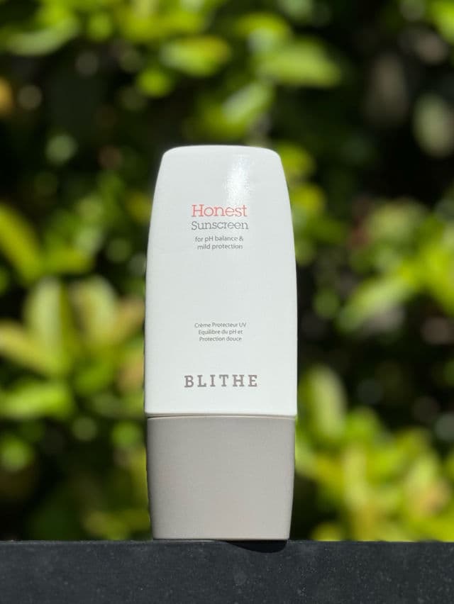 BLITHE UV Protector Honest Sunscreen for pH Balance & Mild Protection SPF50+ PA++++ review photo by LovelySkinCare